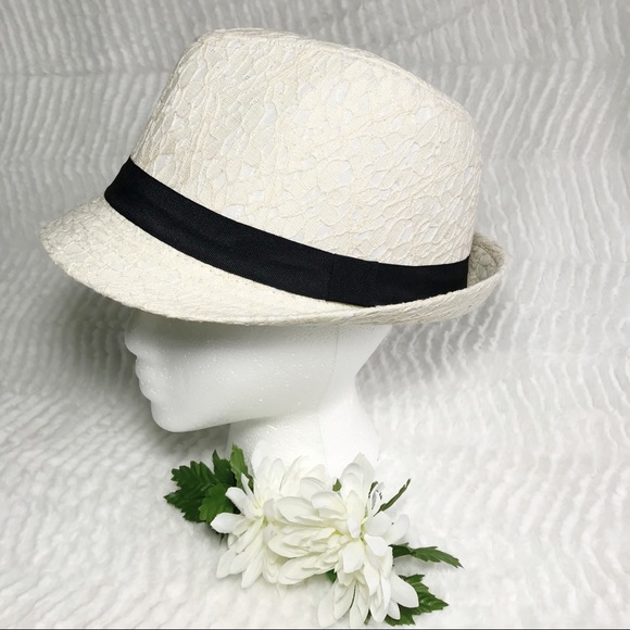 Accessories - Cream Lace Fedora With Black Grosgrain Band